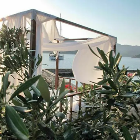 Hotel Yacht Club