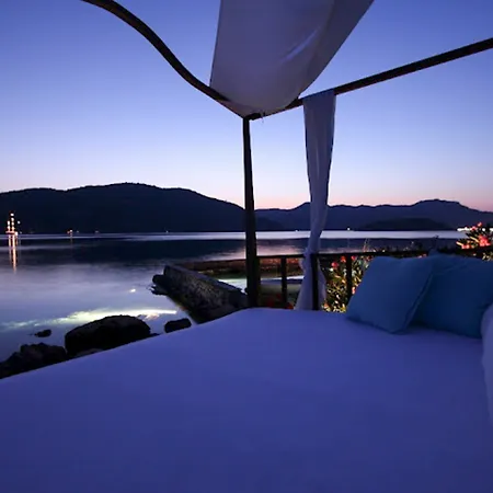 Yacht Club 4* Bozburun